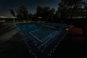 Mosaques piscine maux luminescents la nuit