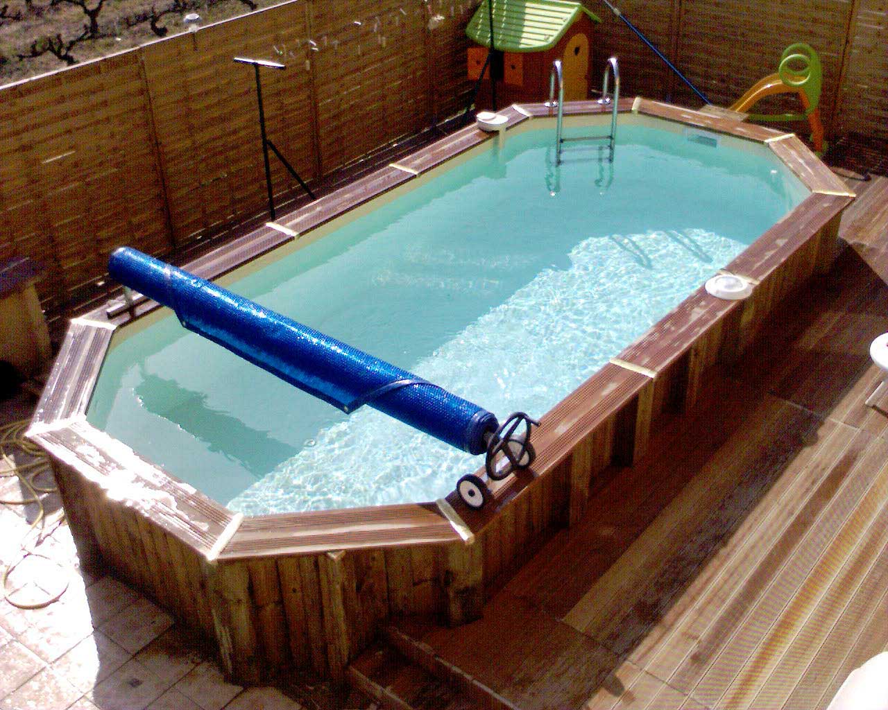 Photo piscine ou spa de PROMO PISCINE BOIS, partenaire d'Eauplaisir